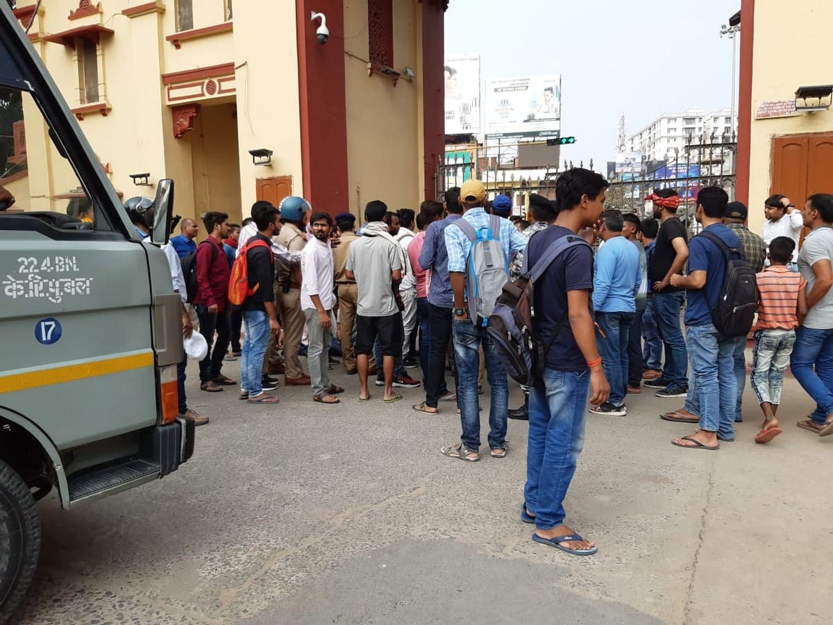 shop keepers and bhu student controversy escalated in varanasi