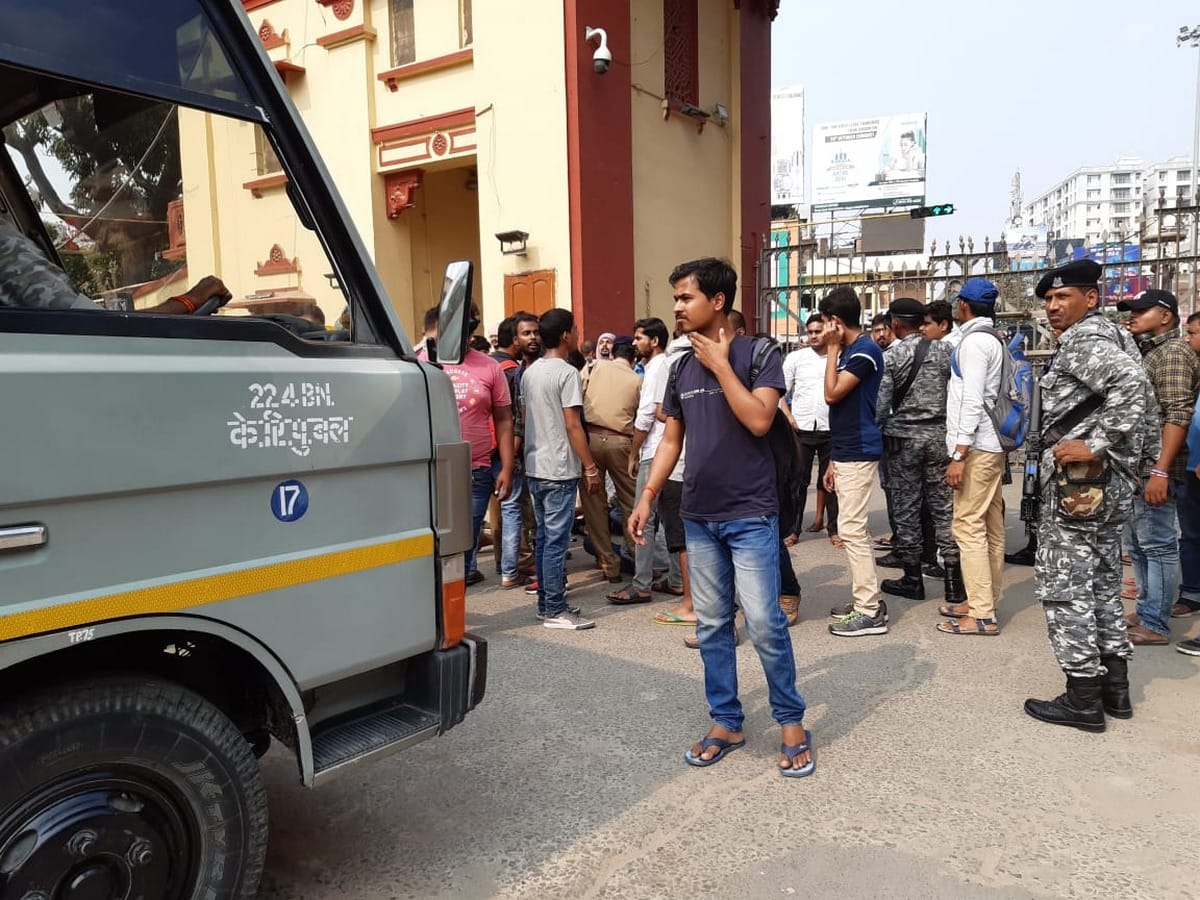 shop keepers and bhu student controversy escalated in varanasi