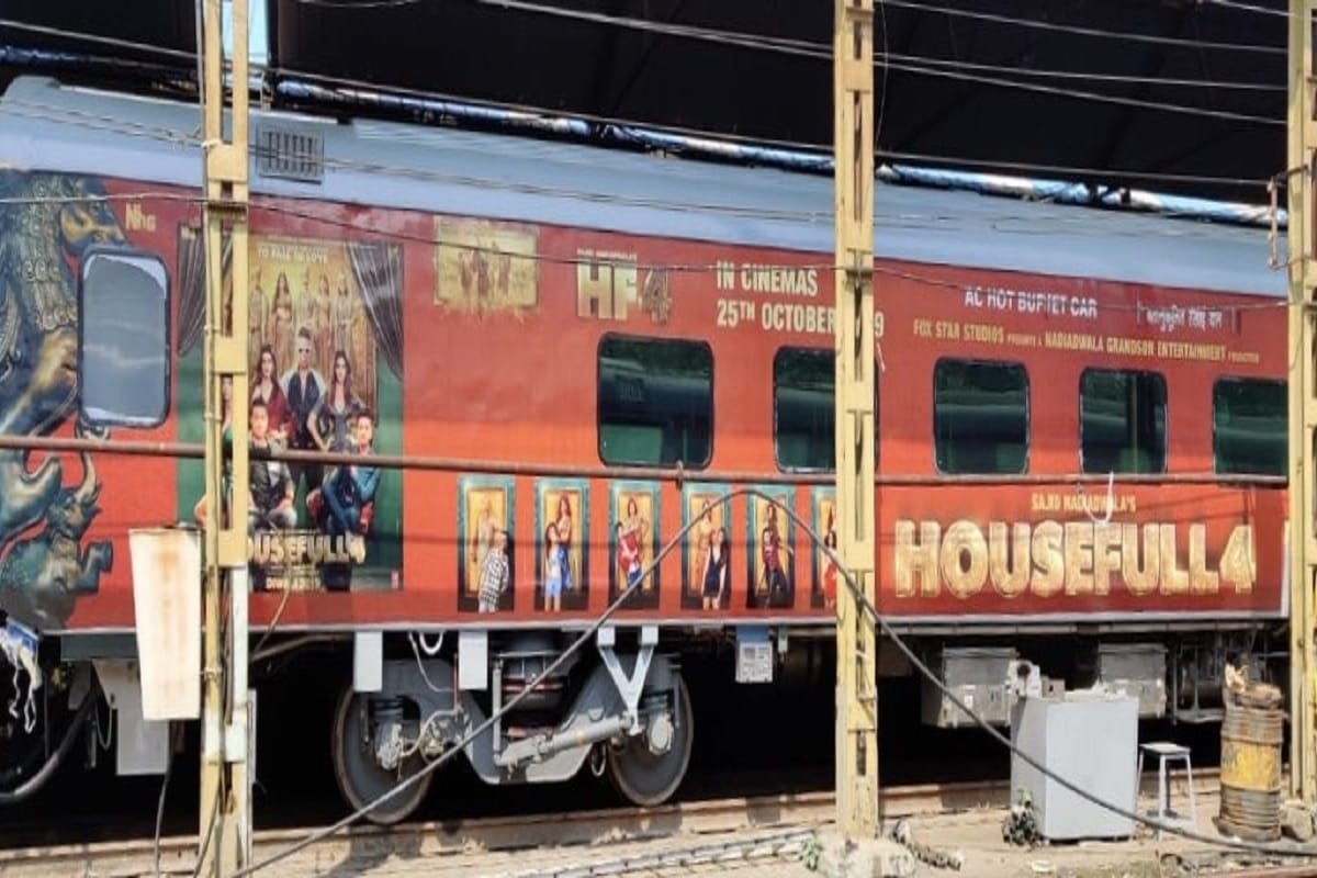 irctc and railways started promotion on wheels with akshay kumar starrer housefull 4