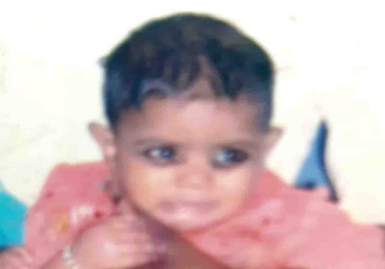 child died in road accident in fatehpur