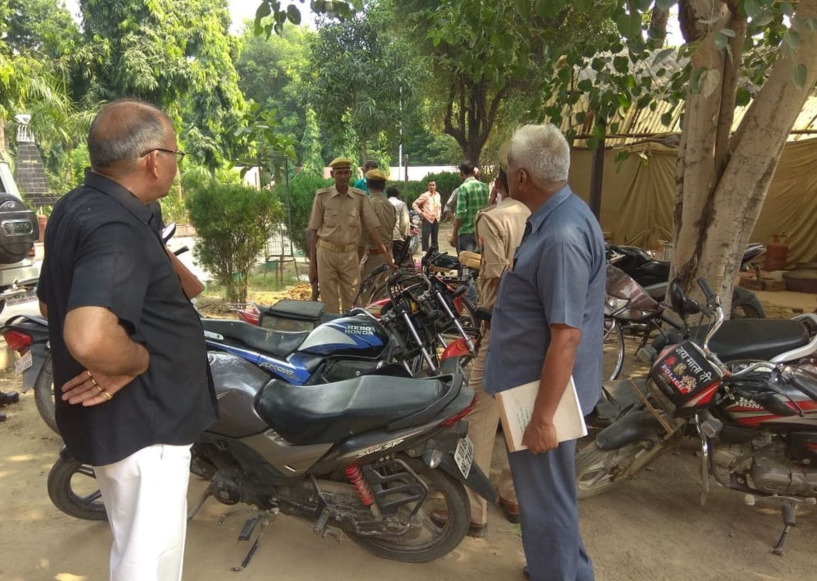police inspection in court