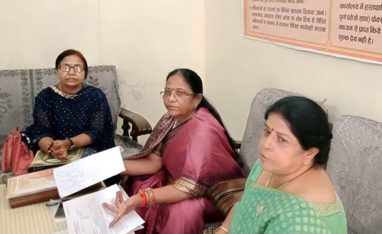 woman comission member