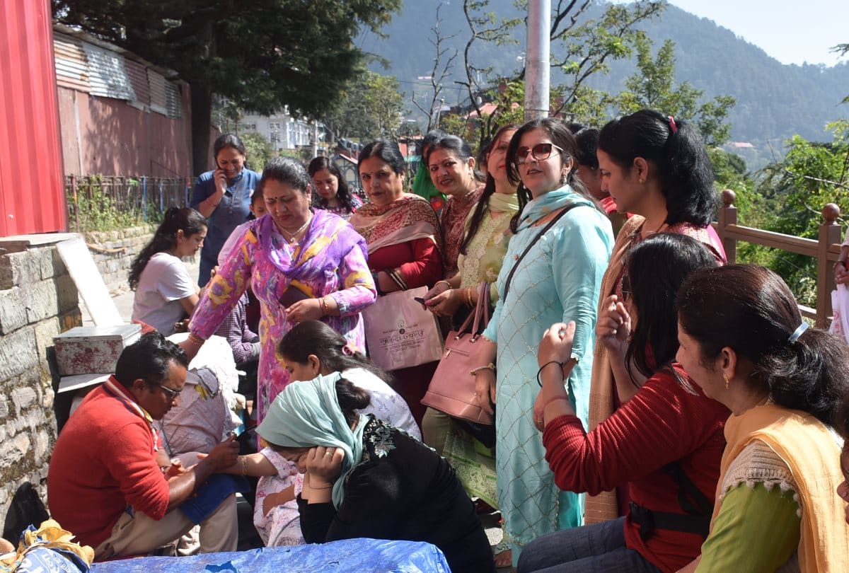 karwa chauth 2019 shubh muhurat pooja on ridge maidan shimla himachal pradesh