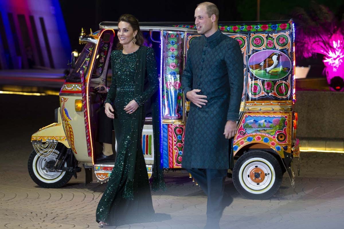 Pakistan Prince William and Kate Middleton arrive in an auto rickshaw National Museum