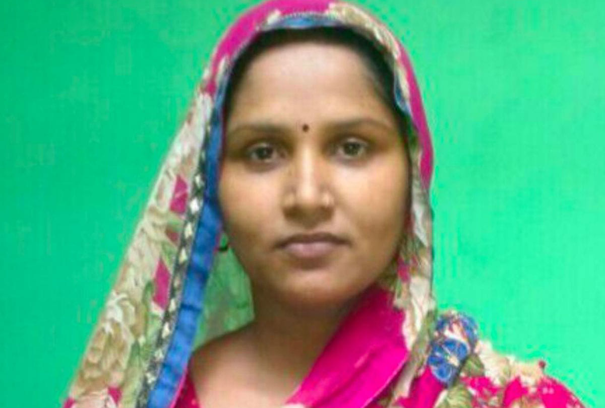 karwa chauth 2019 Women of Mathura Not Celebrate Story of Village Surir