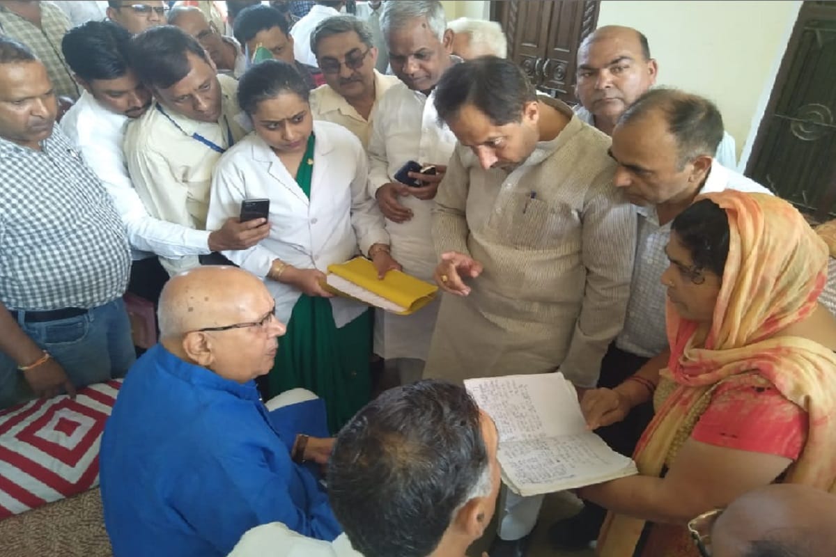 Minister in charge of the district Surya Pratap met to victims family after sixteen death from fever