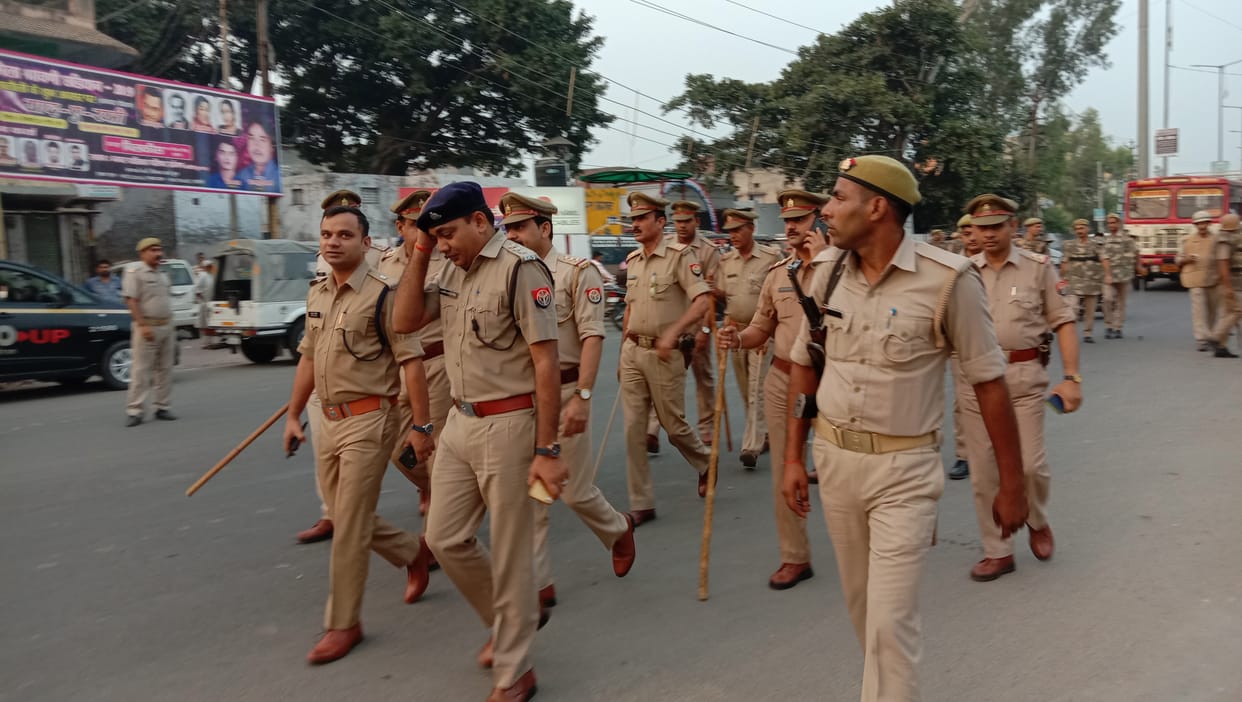 Flag march organized in Khatauli and Janasath