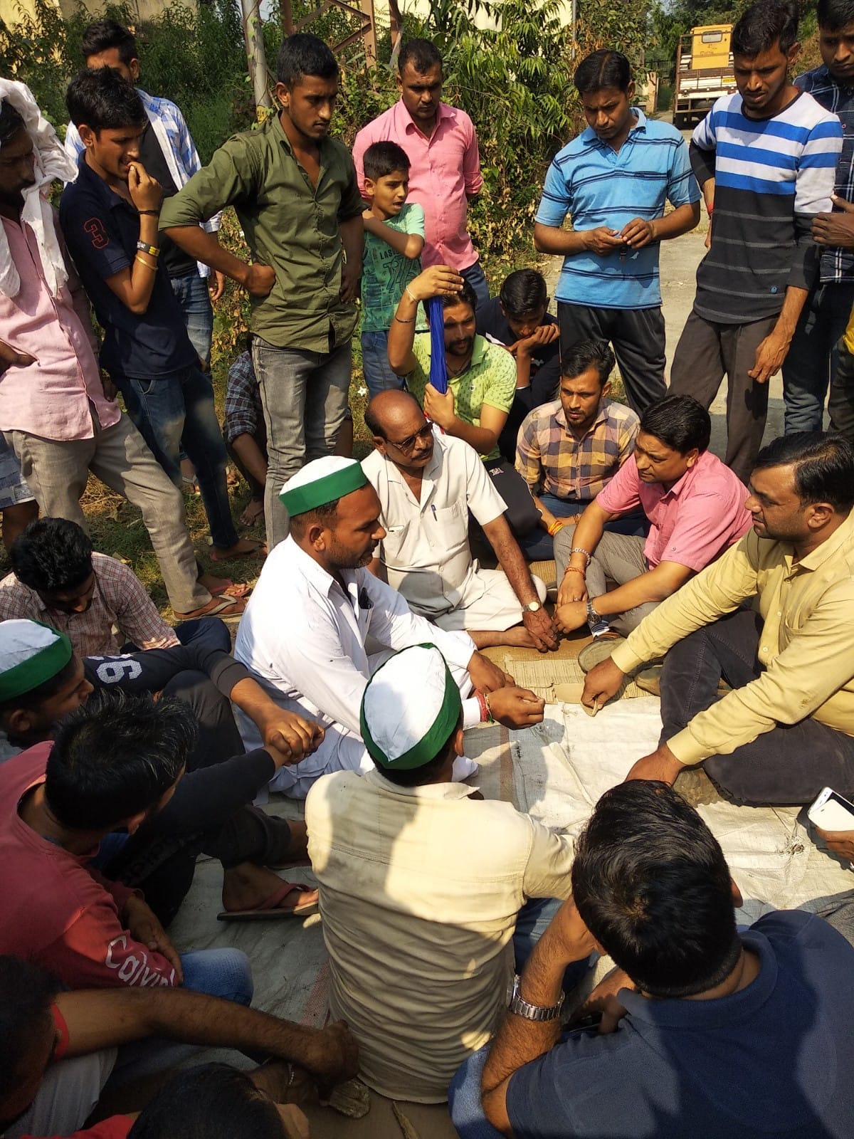 Bakiu held officials hostage