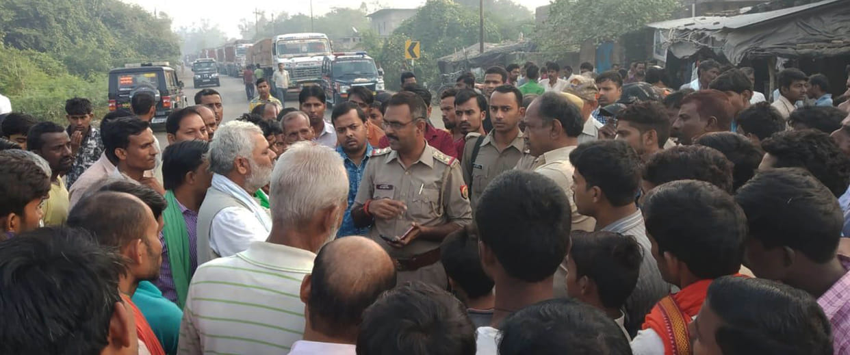 18 Anna cattle run over by truck on highway, 13 killed