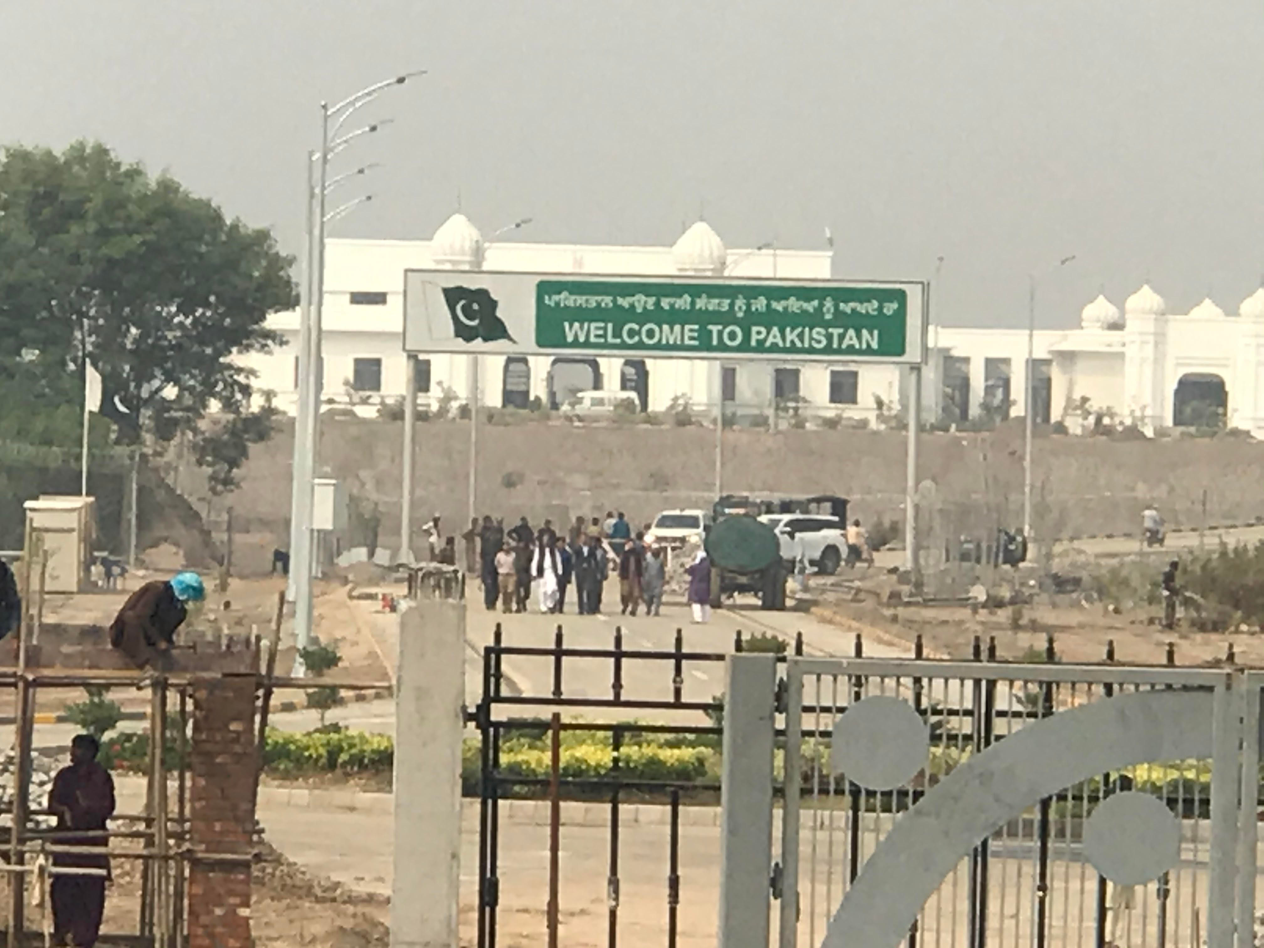 25 Year Old Woman reached at Dera Baba Nanak from Odisha for meet Pakistani Lover
