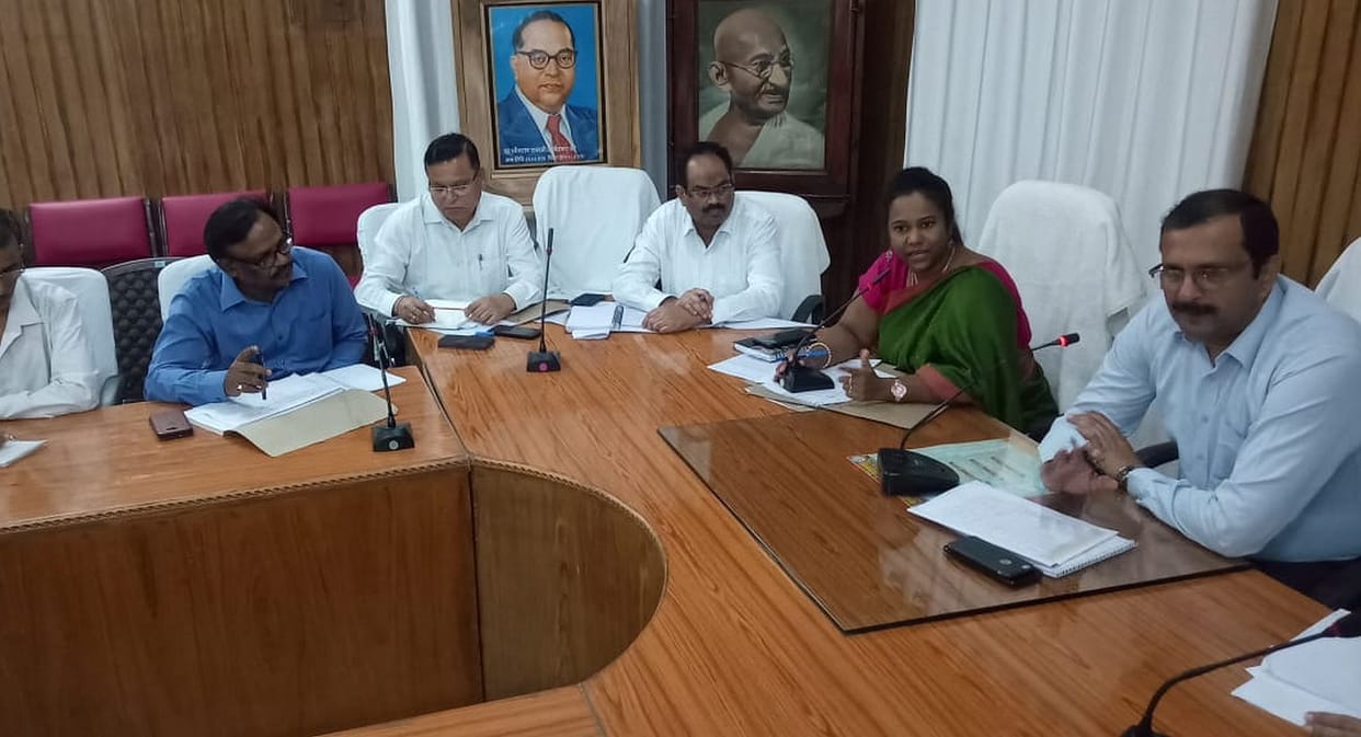 sultanpur-varanasi four lane wark done in two and  half month