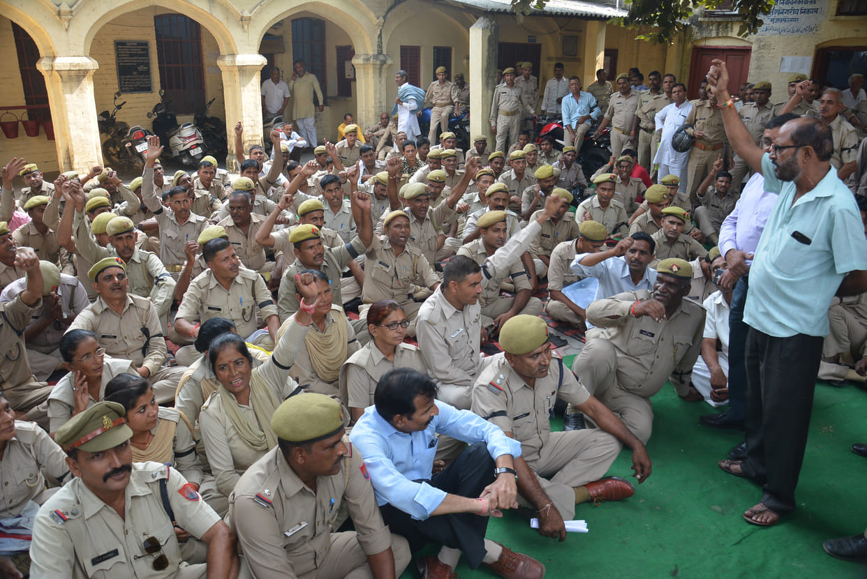 Homeguards performed a black band in their hands