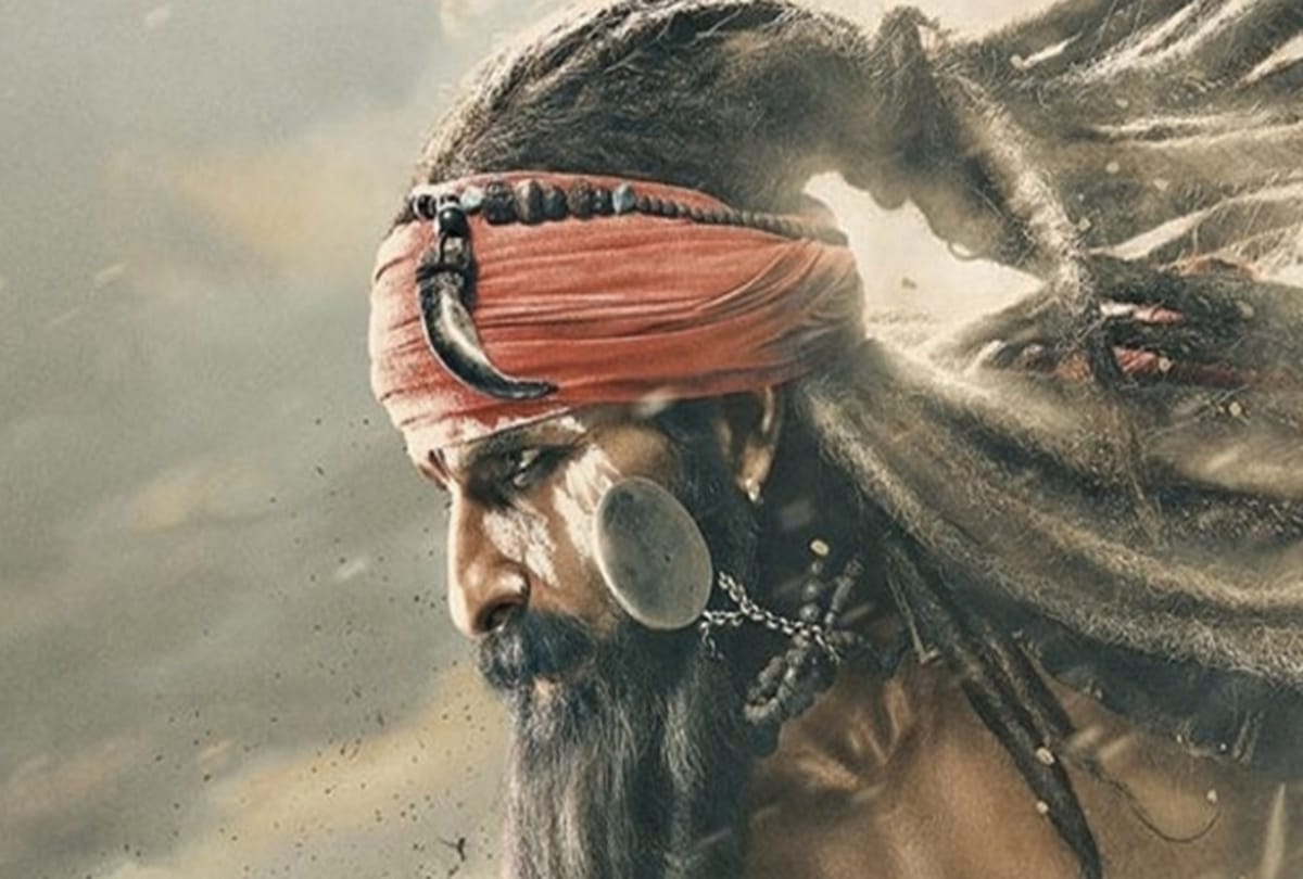 war film and laal kaptaan box office collection