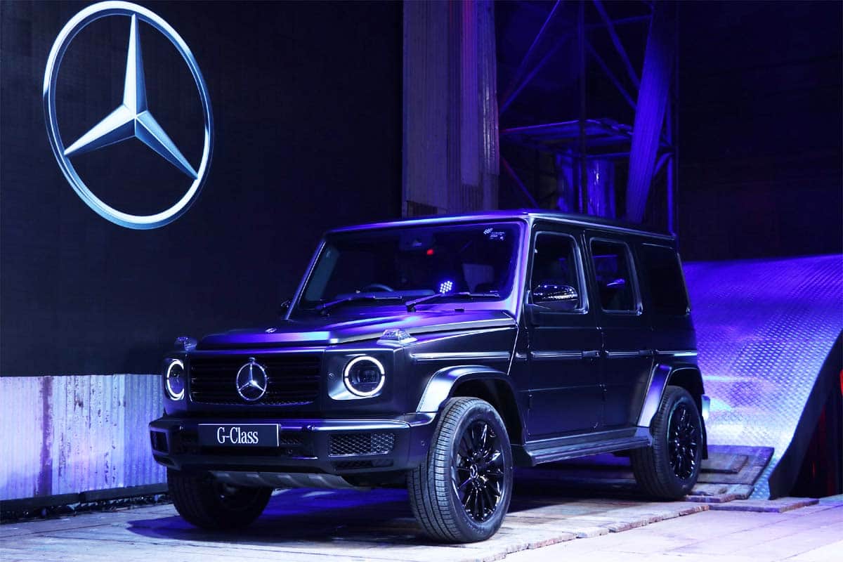 Cristiano Ronaldo Car Collection Price Georgina Rodriguez gifts footballer Cristiano Ronaldo Rolls-Royce Dawn
