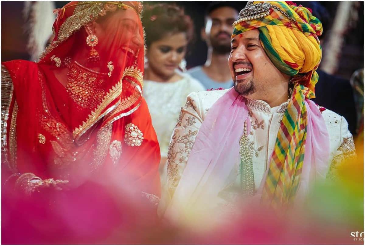 Mohena Singh Visited Temple after Marriage with Husband