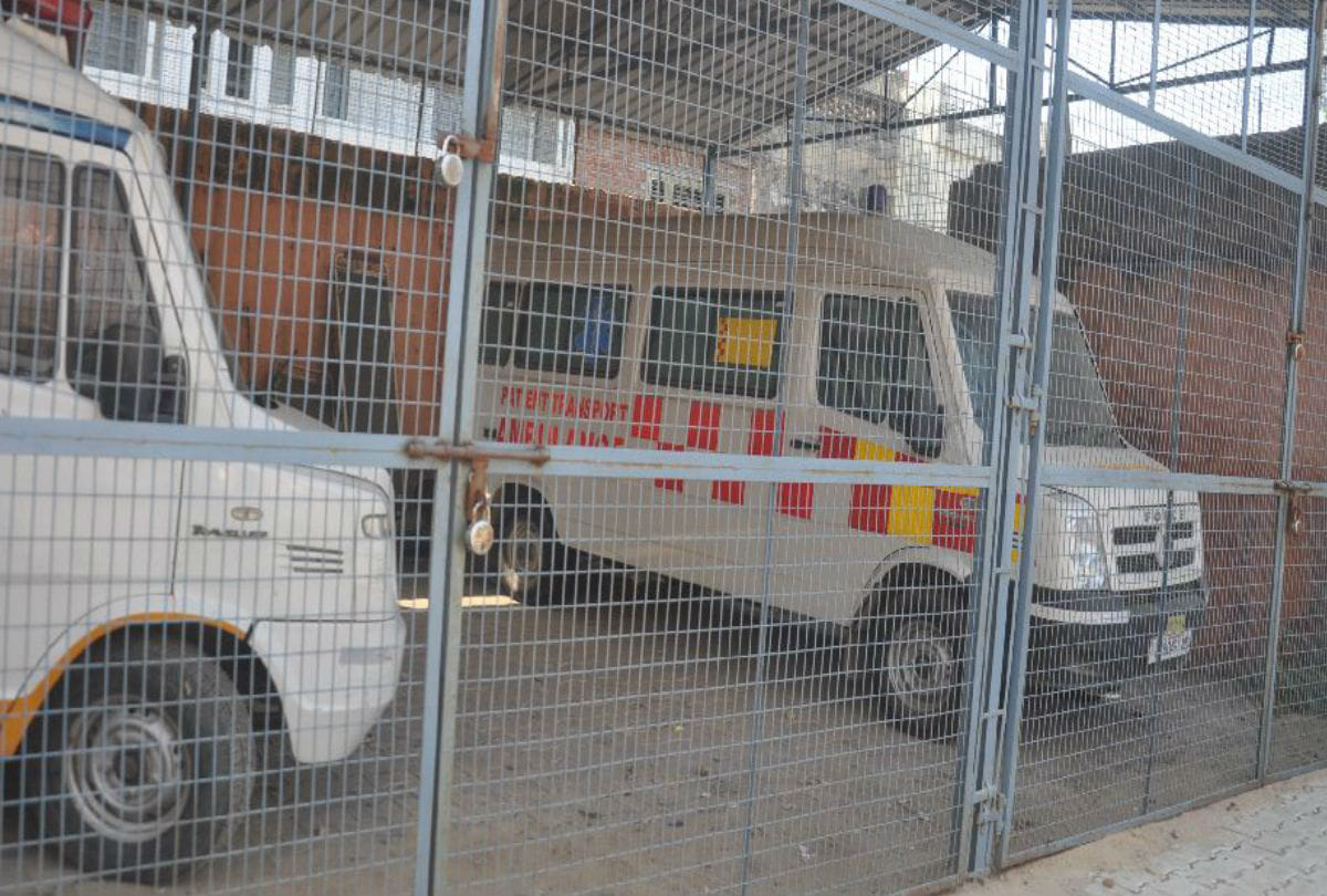 UP ambulance workers on strike as they dont get safety kit and payments