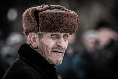 Every man in the world is wandering with a pain