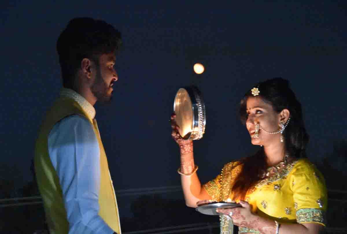 Karva Chauth festival celebrate in india