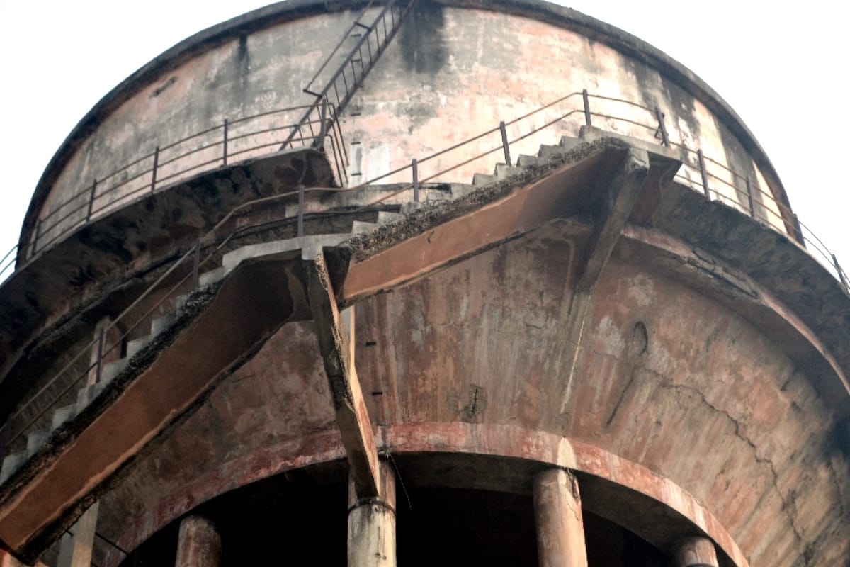sabby water tank not to be a skeleton