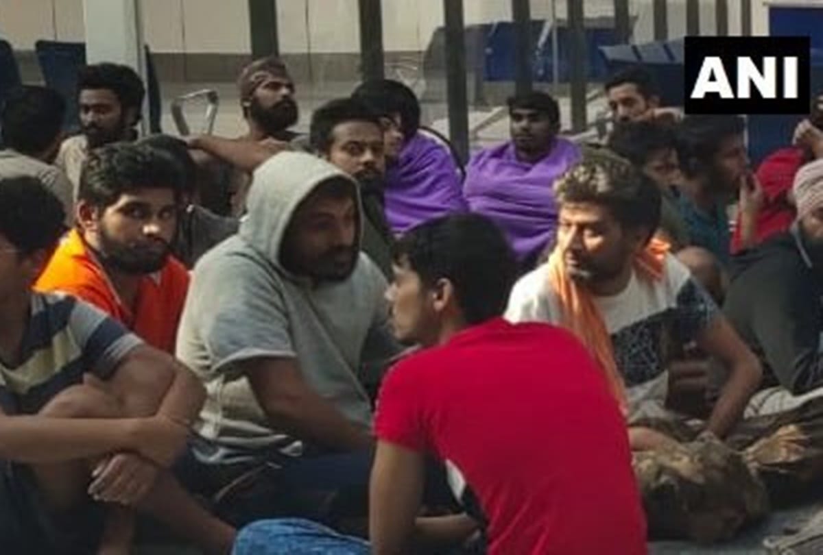 Mexico Deports 325 Indians Trying To Sneak Into Us, Paid 25 30 Lakh Each To Agents