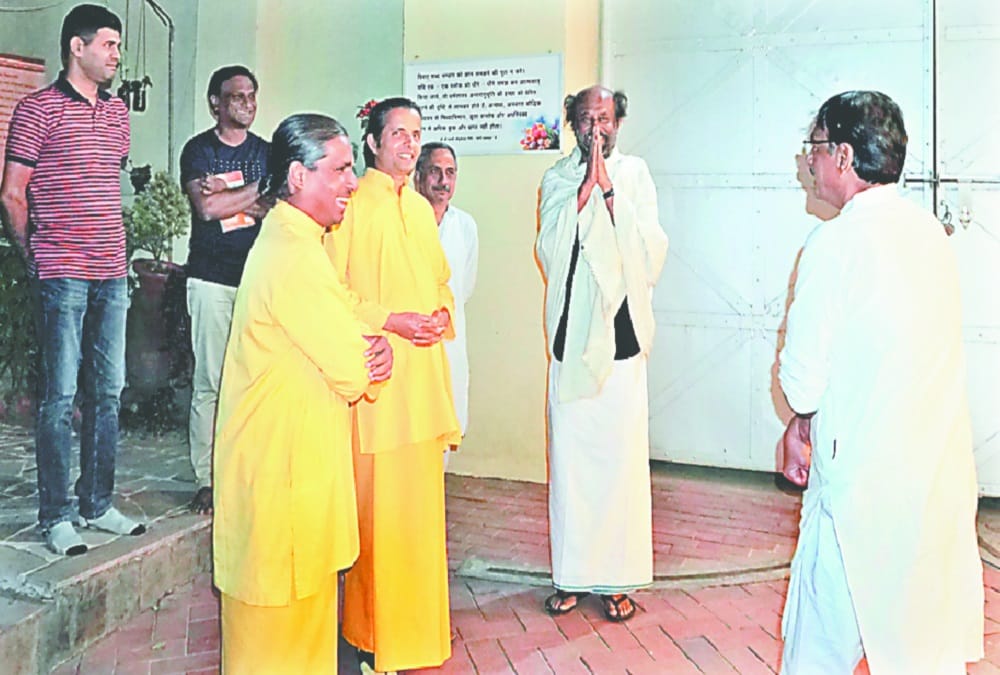 Superstar Rajinikanth Mahavatar Babaji Devotee and Austerity secret Story