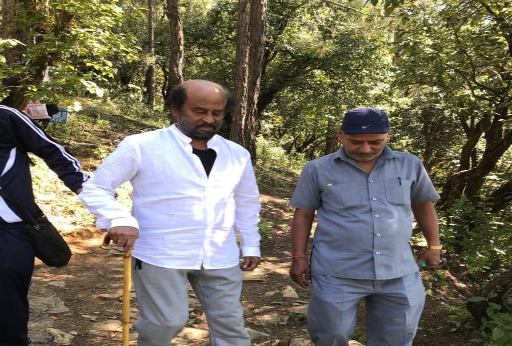 uttarakhand news : Many celebrities reach to meditate in this cave, including superstar Rajinikanth jacqueline fernandez and uma bharti also