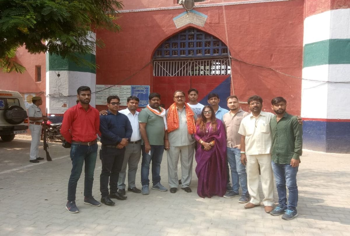Nsui Worker Get Bell in Case of Black Flag Shown to Dupty Cm