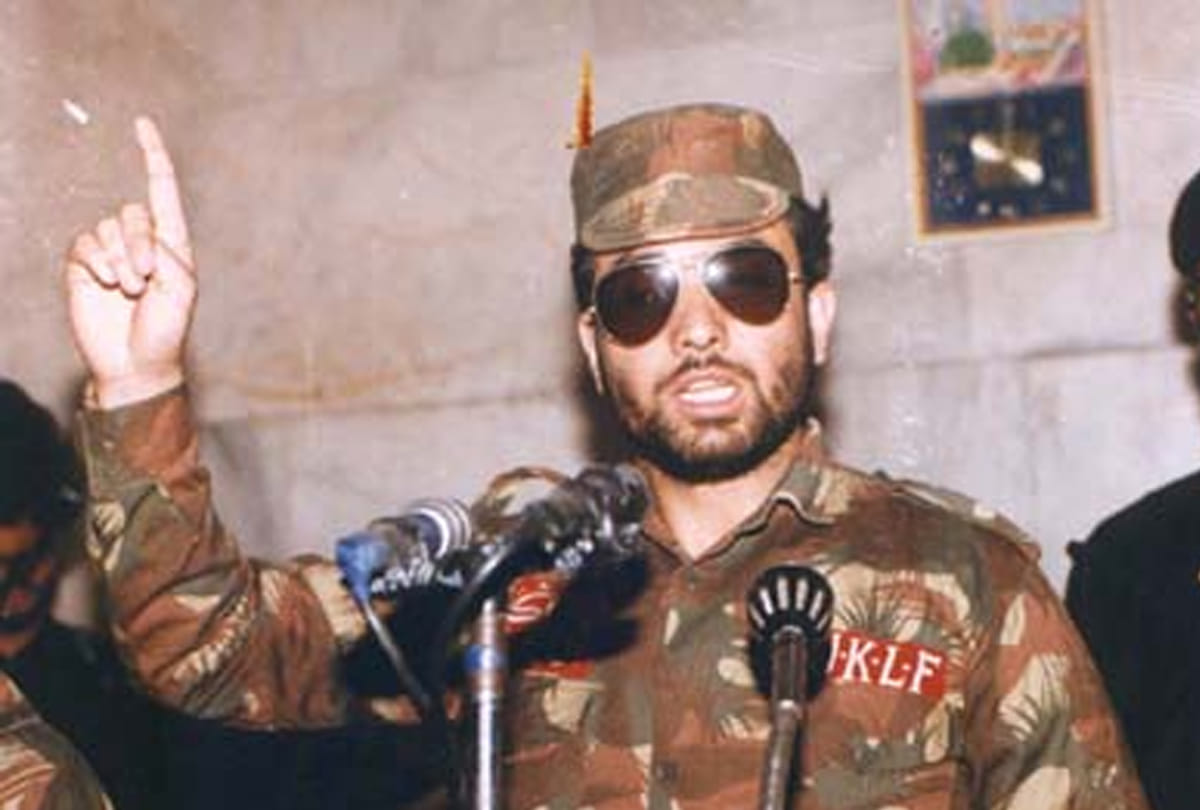 cbi has arrested former jklf former militant javed ahmad mir for killing four iaf personnel in 1990