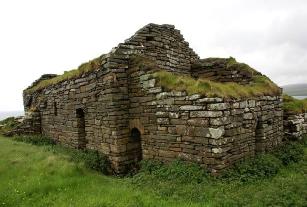 mysterious island of world eynhallow island scotland where only one day is allowed to go