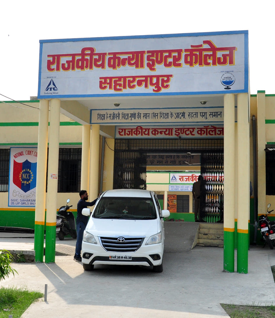 Government medium schools will be English medium