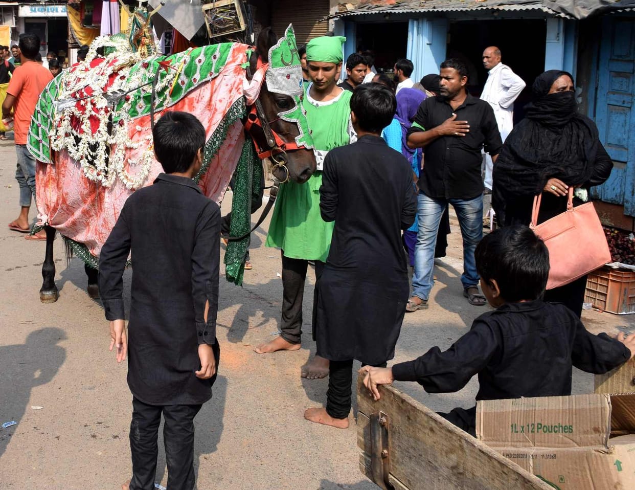 Ya Ali, or Hussain's everlasting city