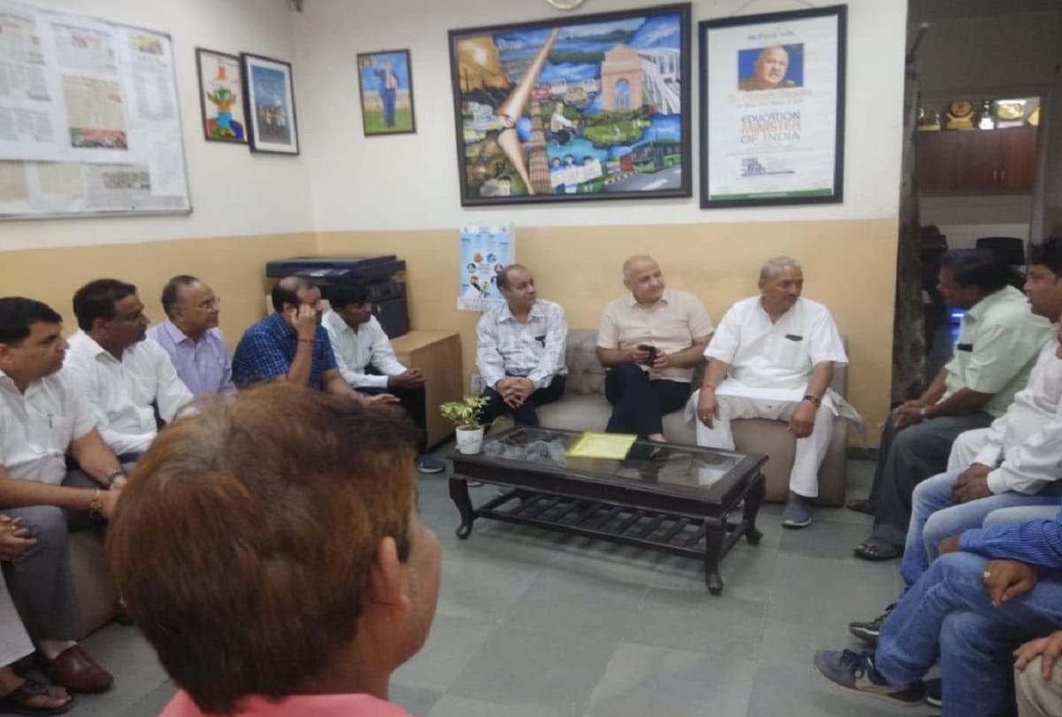 Delhi Debuty CM Manish Sisodia remarks over Unrecognized Private Schools