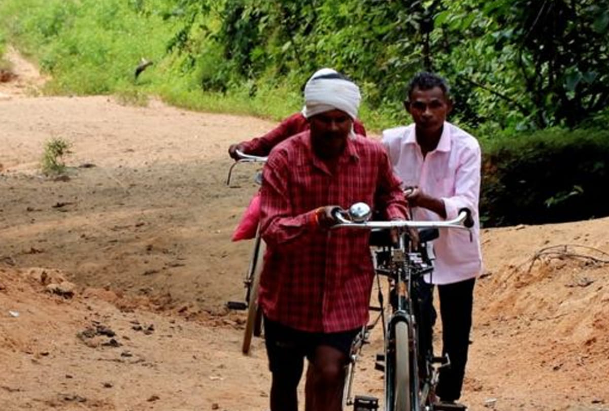 Ground Report from Maharashtra Villages where no government schemes and officers reach