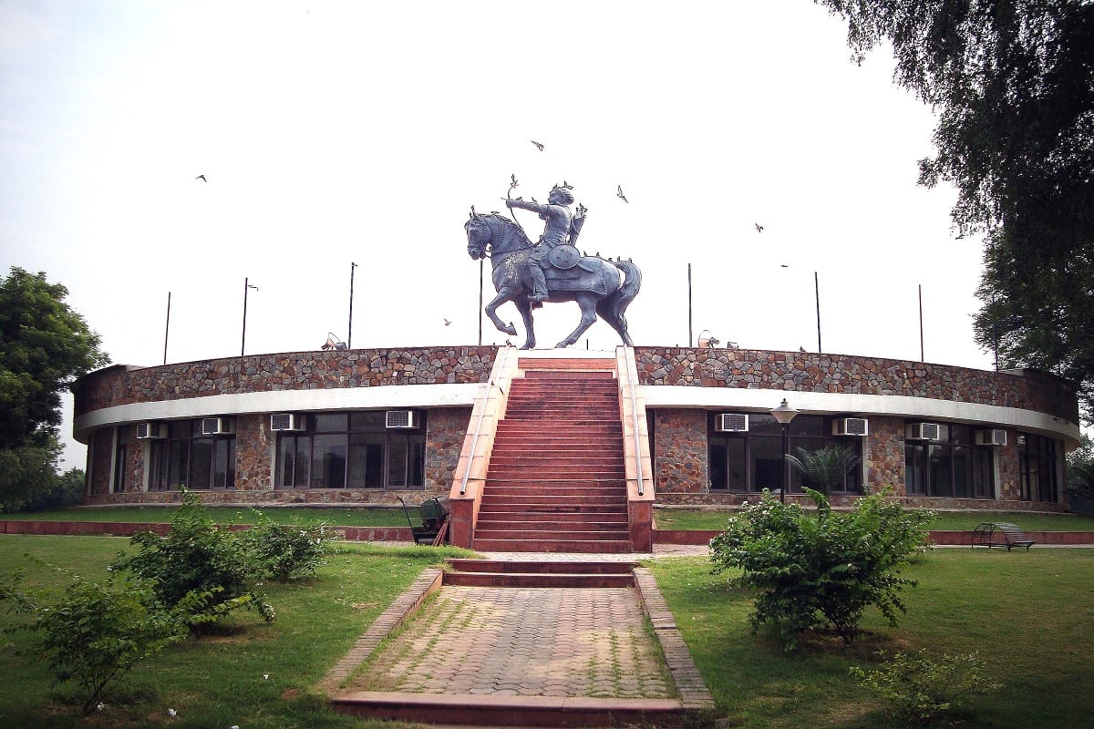 unknown places in delhi where you can go for visit