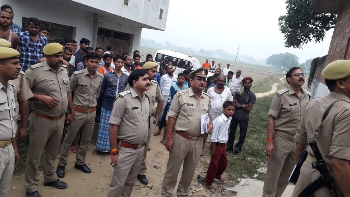 father daughter killed by gun shot in mubarakpur azamgarh