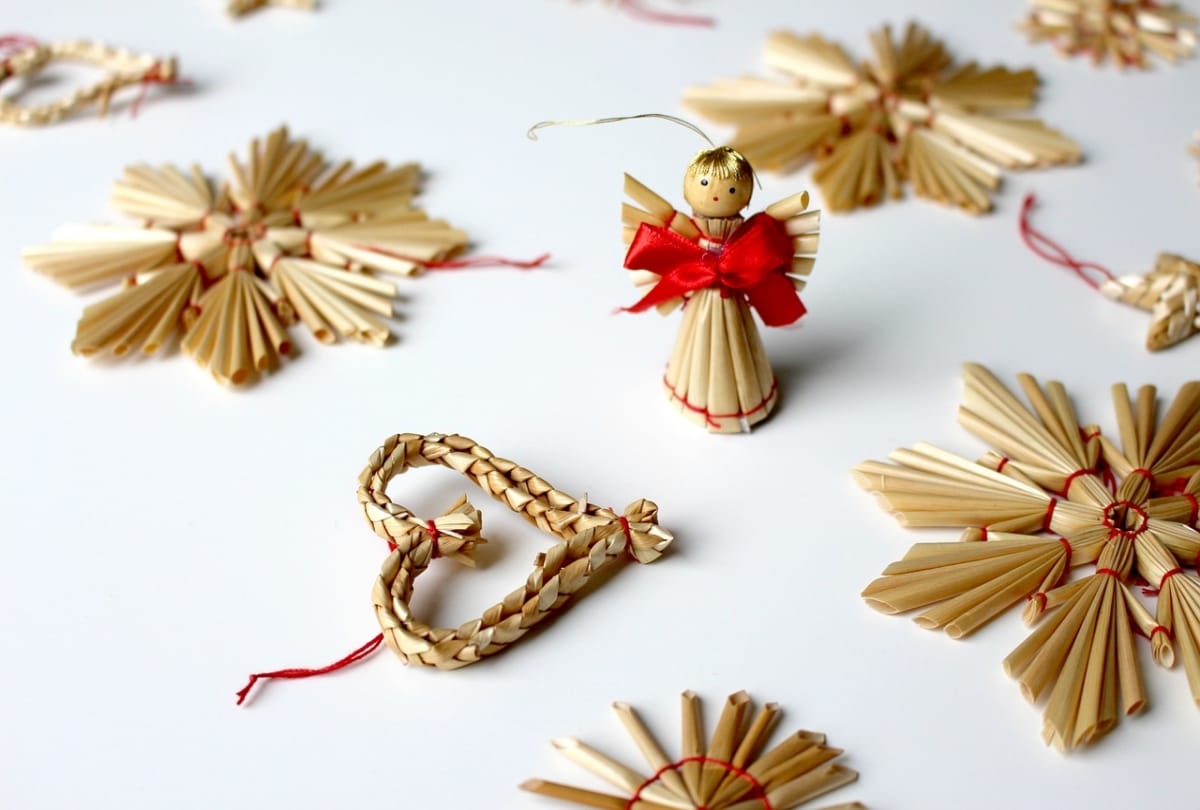 Diwali 2019 festive season grab eyeballs with paper jewellery
