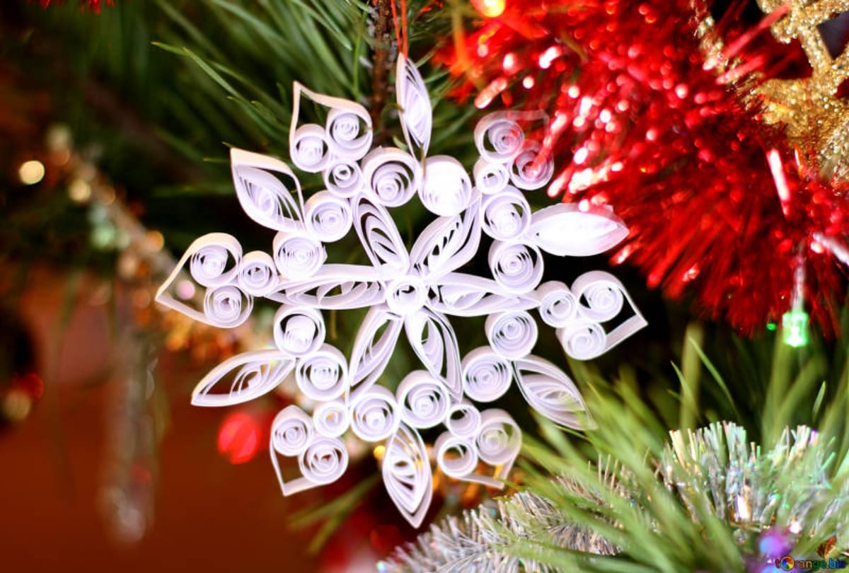 Diwali 2019 festive season grab eyeballs with paper jewellery