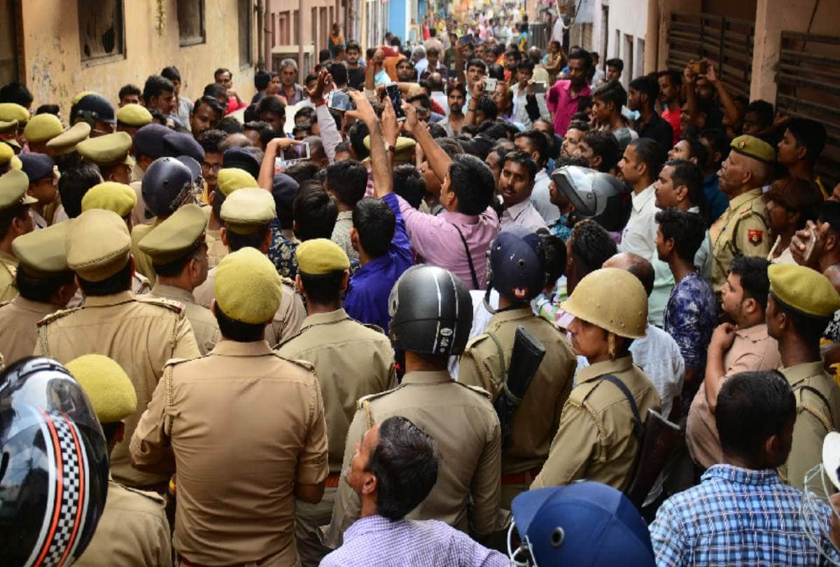 Kamlesh Tiwari murder case post mortem report revealed that stabbed her neck 13 times