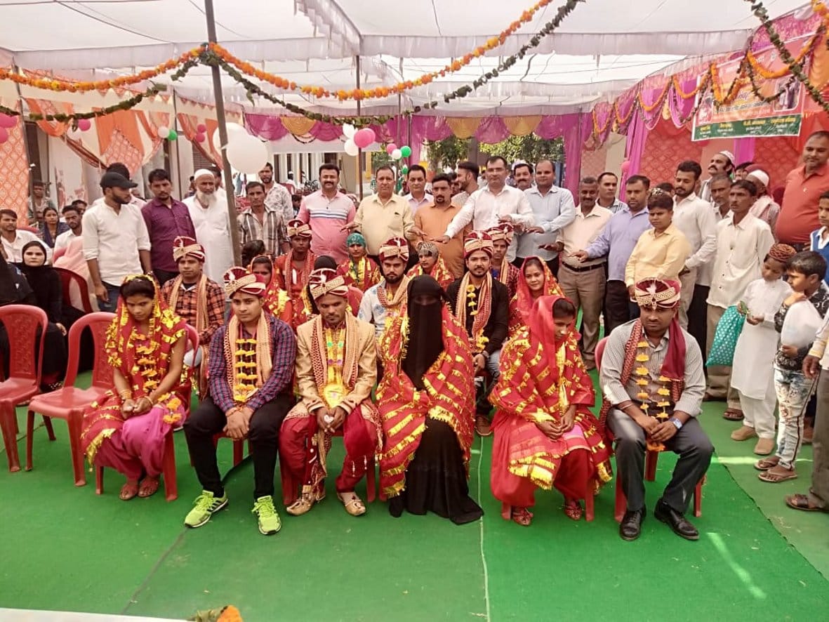 14 jodon ka vivah karaya