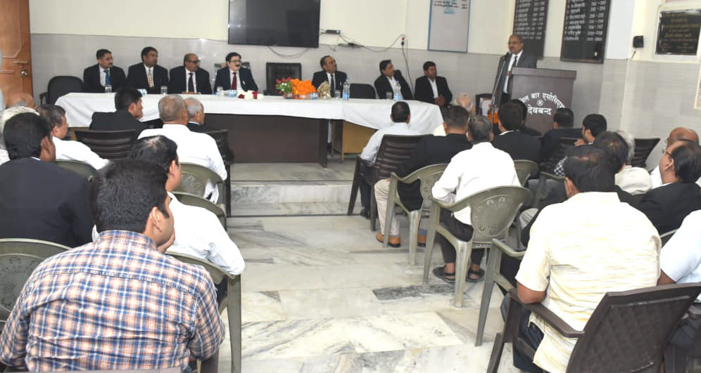 Advocate the court to help the litigants get justice: Sinha