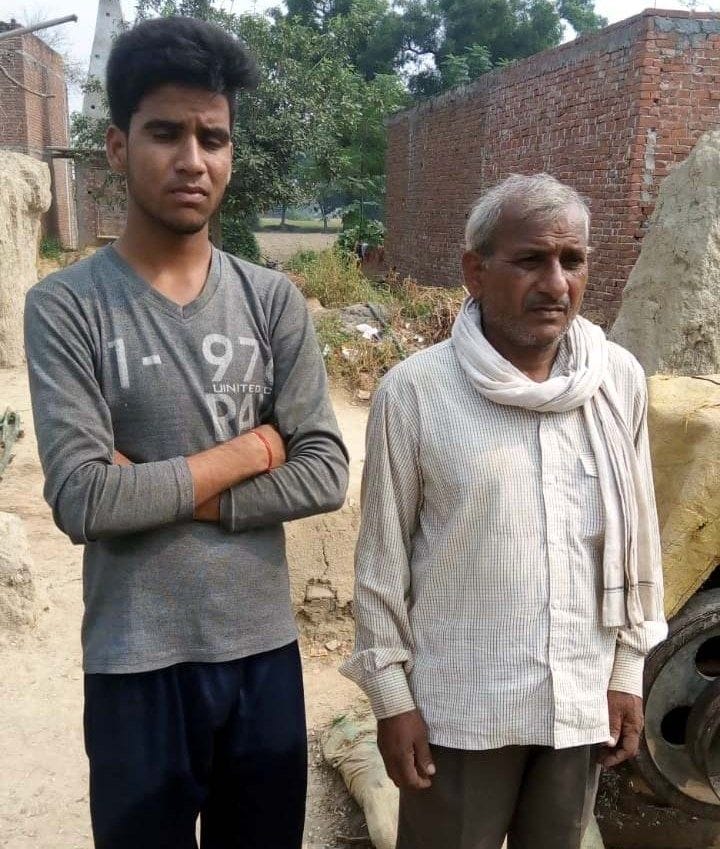hatya kee riport darj hone ke baad uthane diya shav