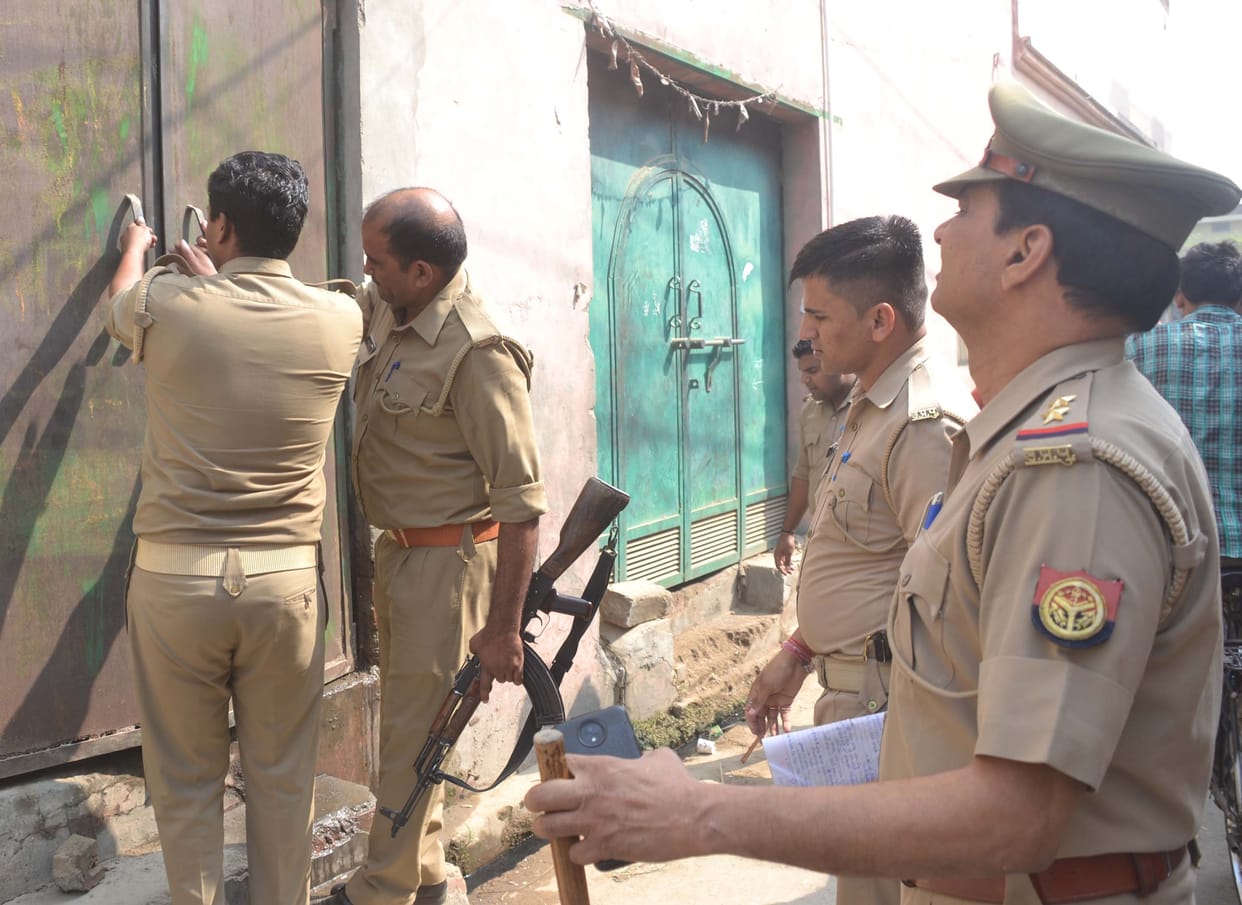 Minor fighting, stone-pelting over violence, five injured