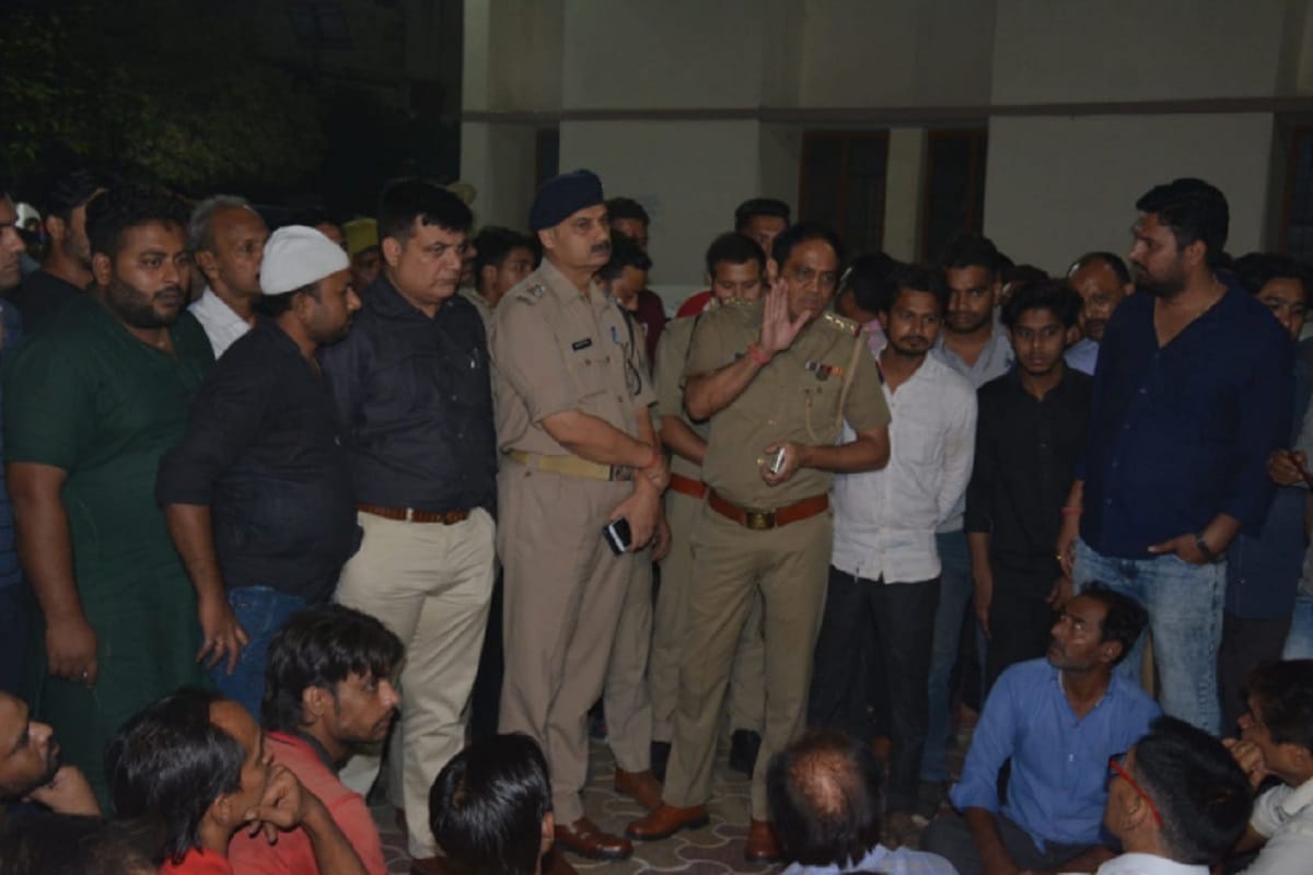 A advocate murdered in Muzaffarnagar city after Meerut district