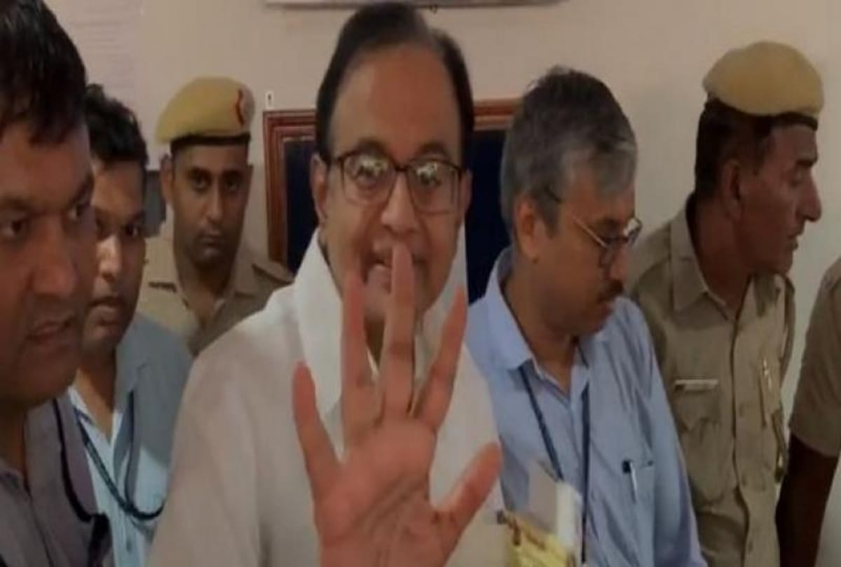 CBI in Supreme Court, Chidambaram should not be granted bail before trial begins in inx case