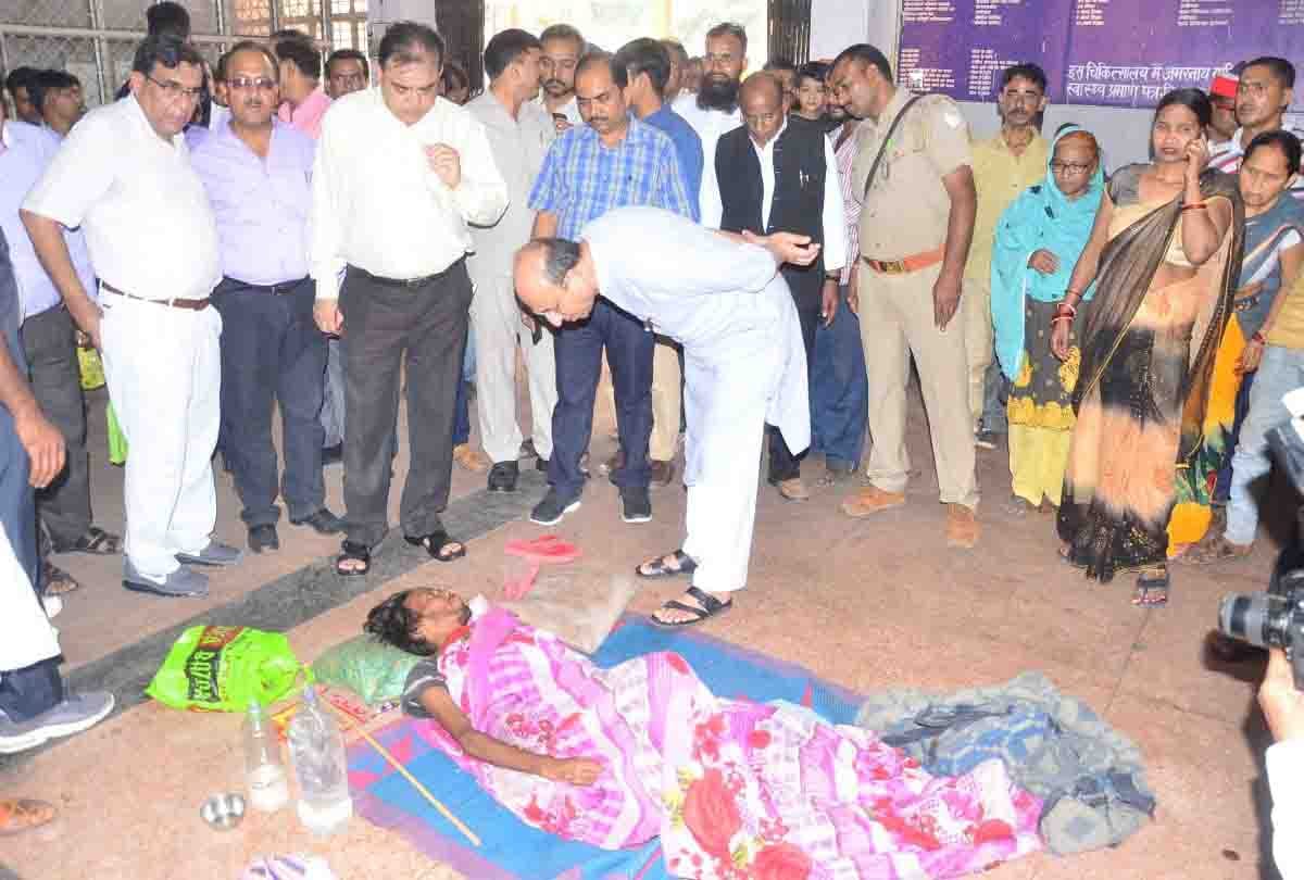 Calling for help from Health Minister, said My mother is serious