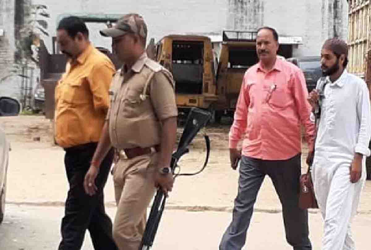 ATS interrogated four suspected Kashmiri youth for 3 hours