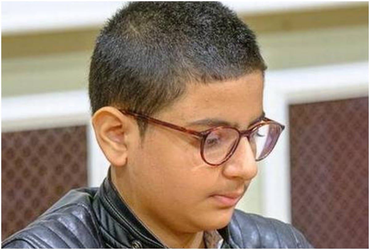 Raunak Sadhwani 13 become country 65th Grand Master