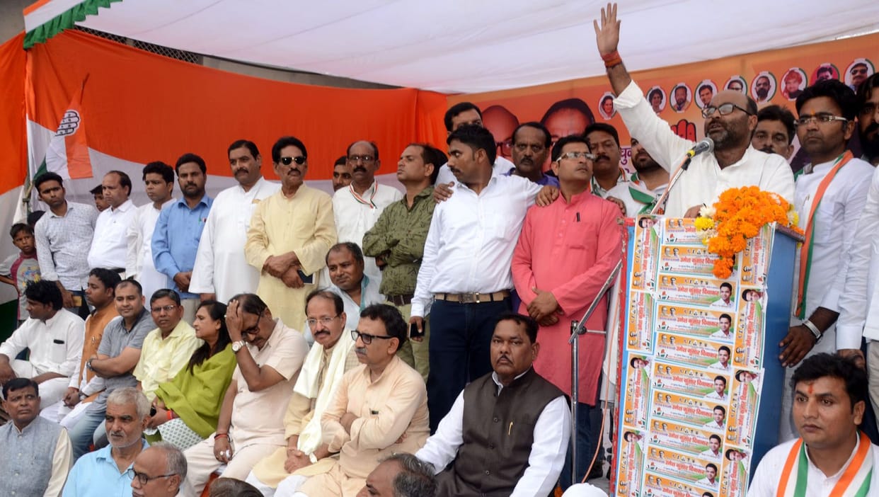 suprim court admitted that there is no law and oreder in UP : Lallu