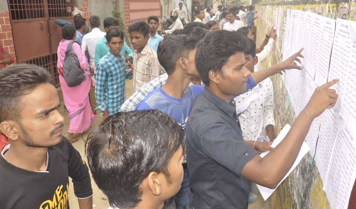 Students took the exam with enthusiasm and enthusiasm