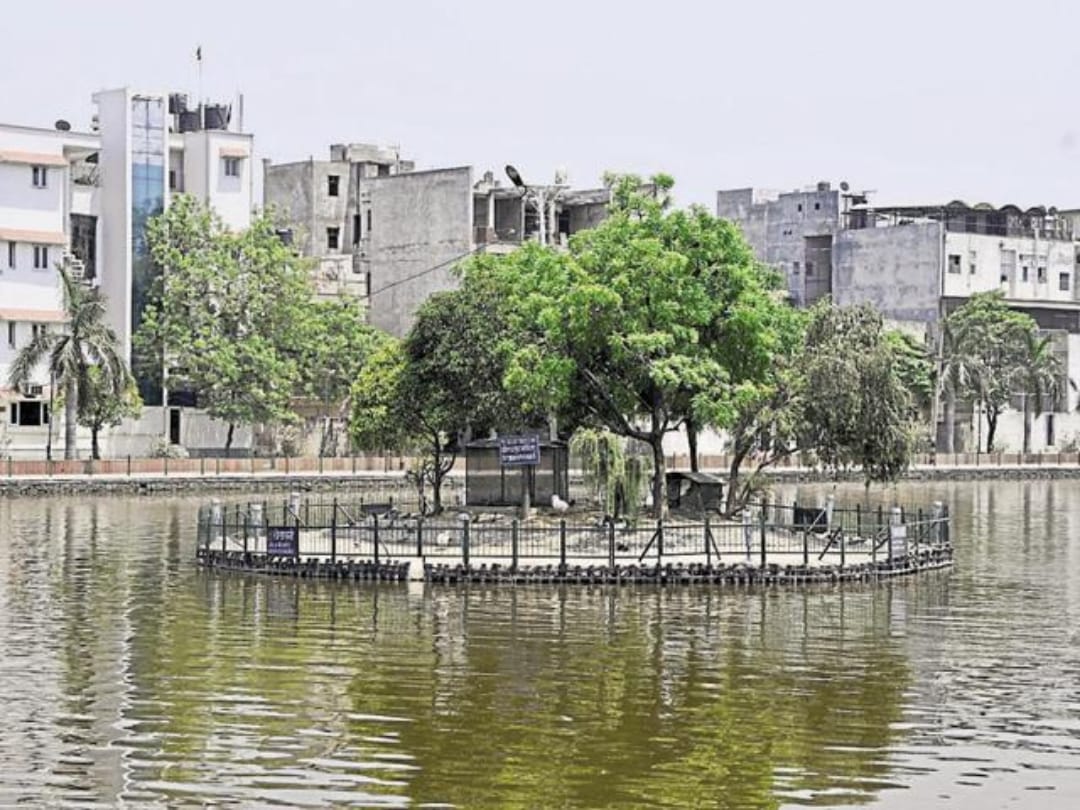 best places to visit in delhi ncr for single couple and family
